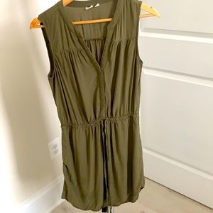 GAP | Spanish Olive Shirt Dress 💃